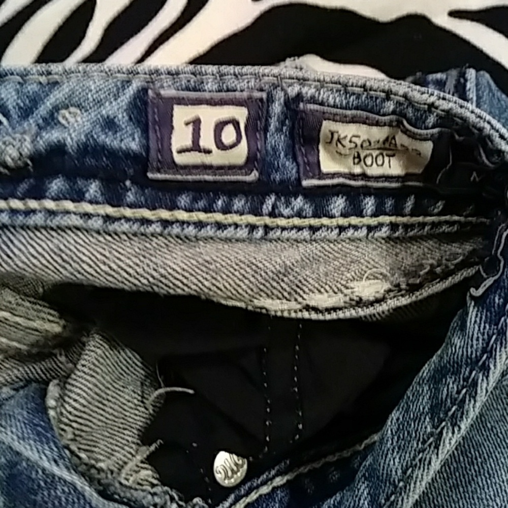 Girl's Miss Me Jeans - Picture 7 of 8